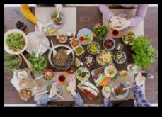 Greenspiration Îmbunătățește-ți gătitul cu Flair Vegetarian Transformă-ți mesele cu mâncăruri pe bază de plante, care sunt atât delicioase, cât și hrănitoare.